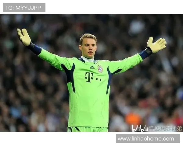 战术革新！新教练如何激活足球转会？